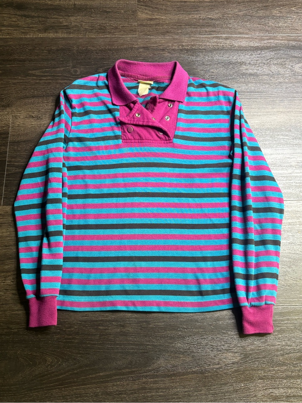 Women’s Vintage Levis Striped Henley Style Snap Long Sleeve Shirt Pink Blue